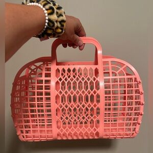 Fab pink plastic purse 🔥